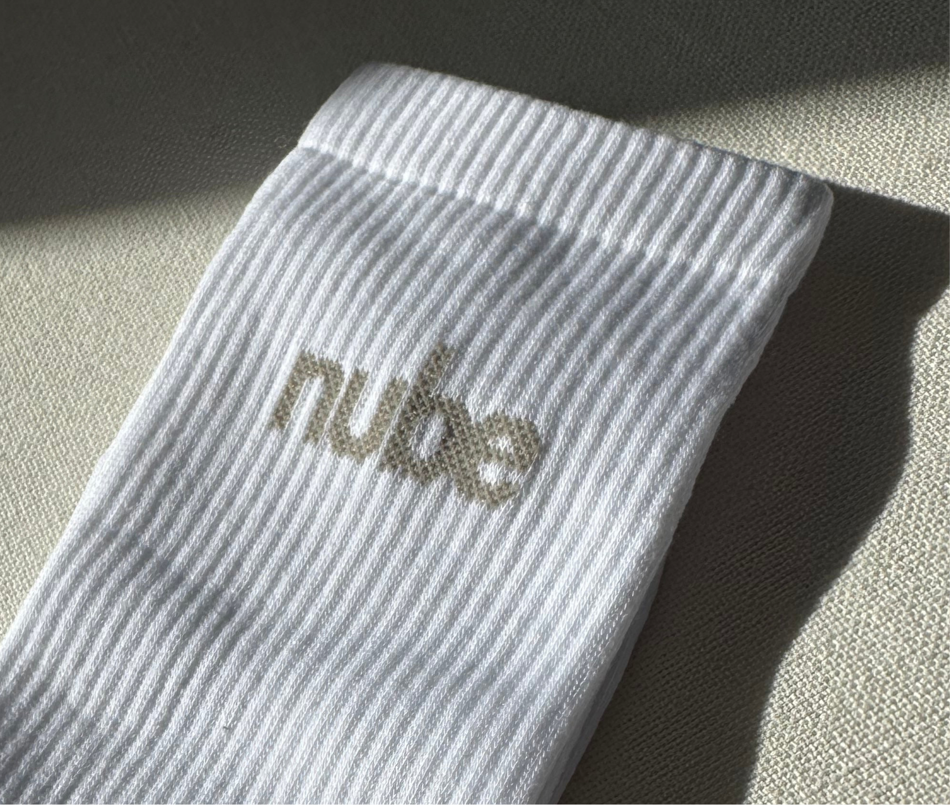 nube strumpor träning vita tub 