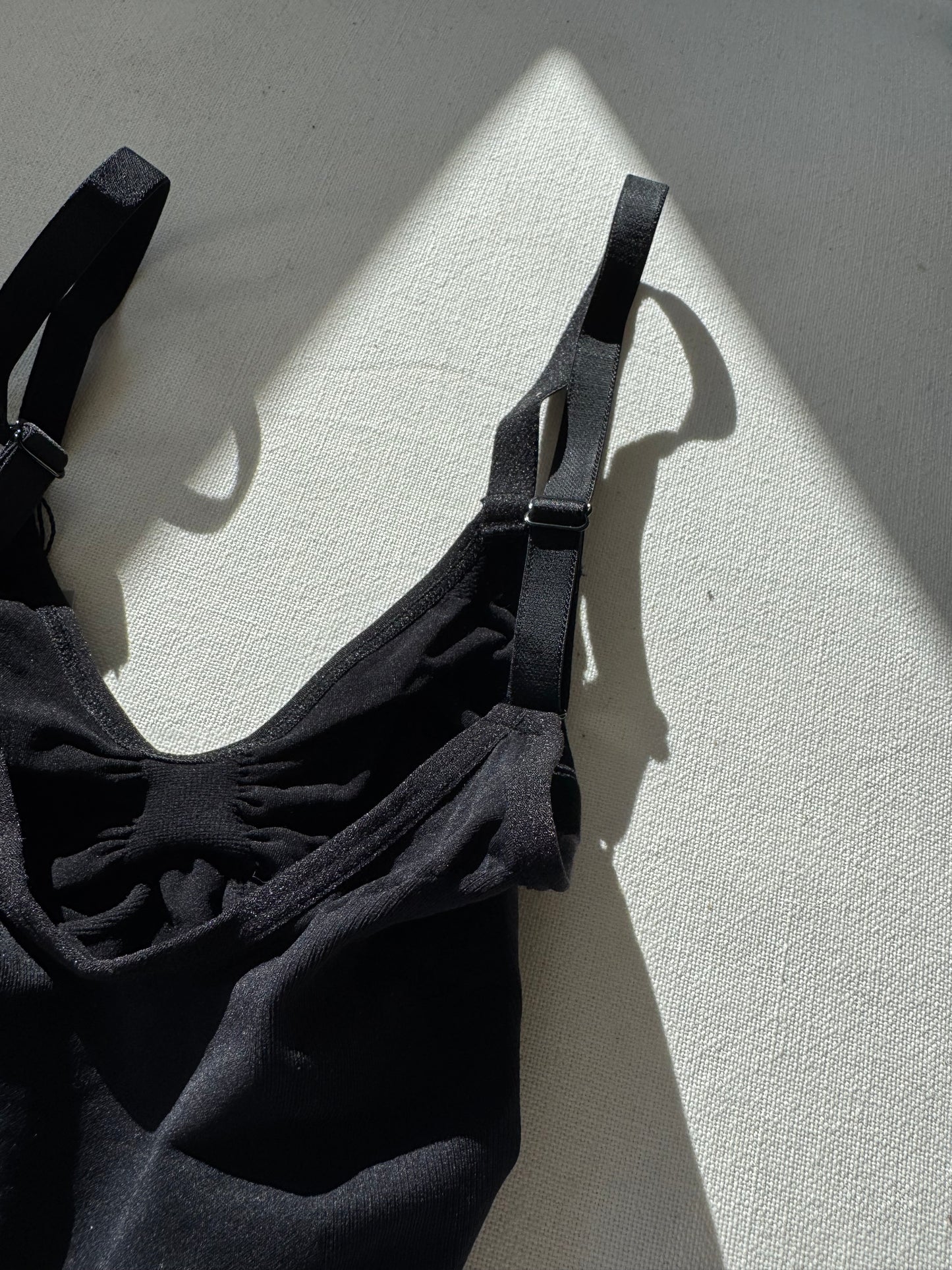 Shapewear med justerbara band
